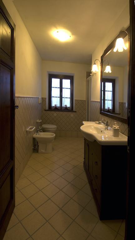 Casa Il Ponte Apartment Chianni Phòng bức ảnh